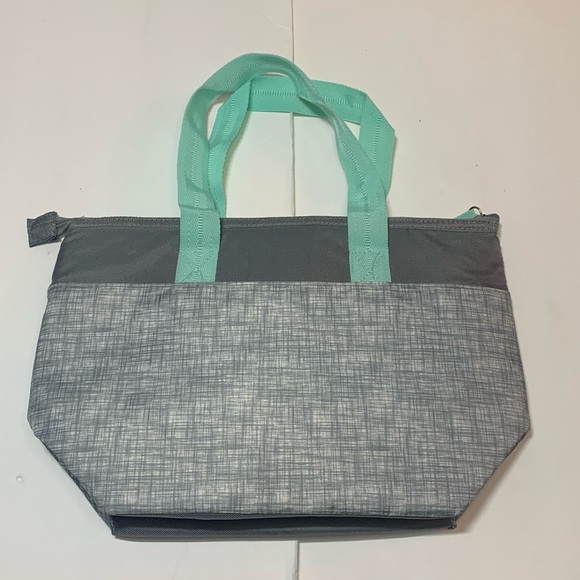 Igloo Insulated Cooler Bag Collapsible 9-Can Capacity Grey NWT - Picture 8 of 11